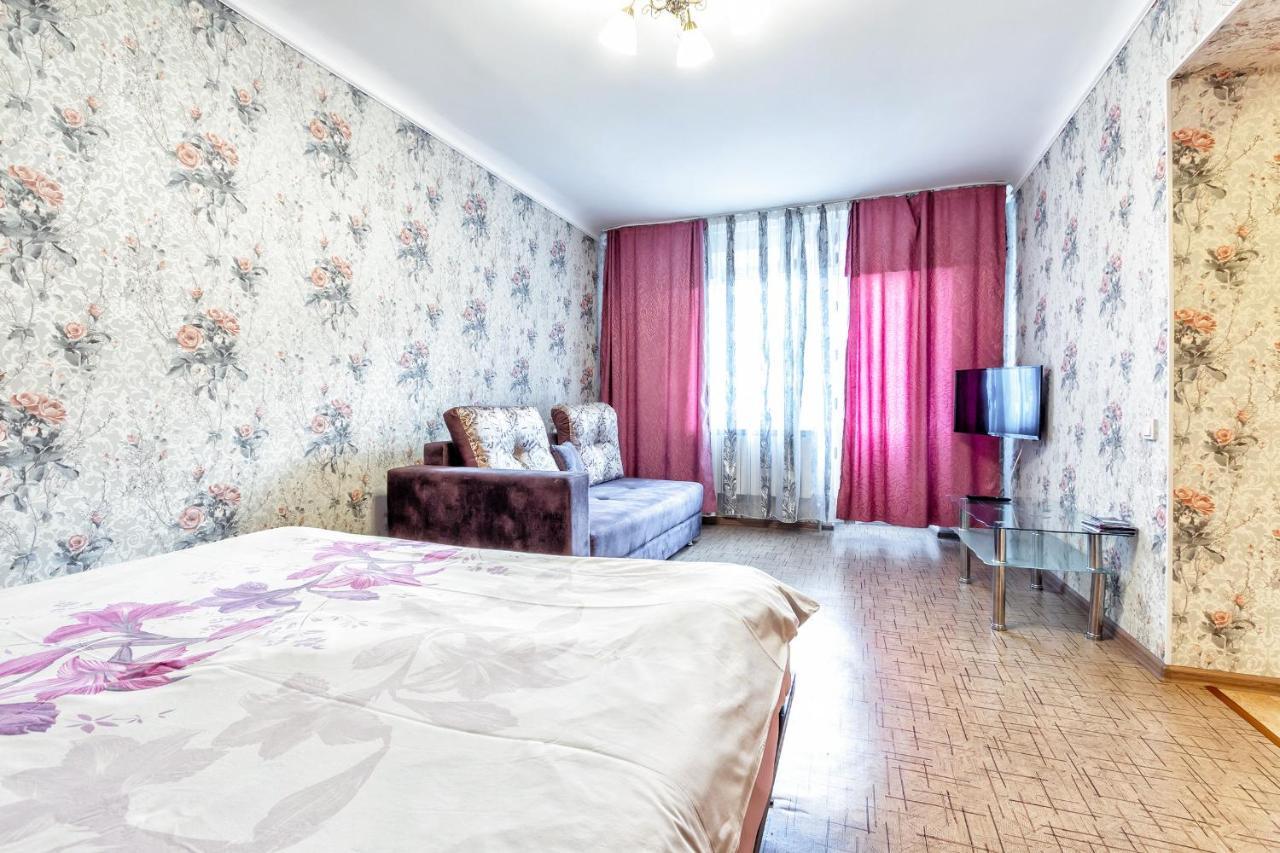 433 Lighthouse Apartments Arbat - Traveler'S Choice Almaty Exterior photo